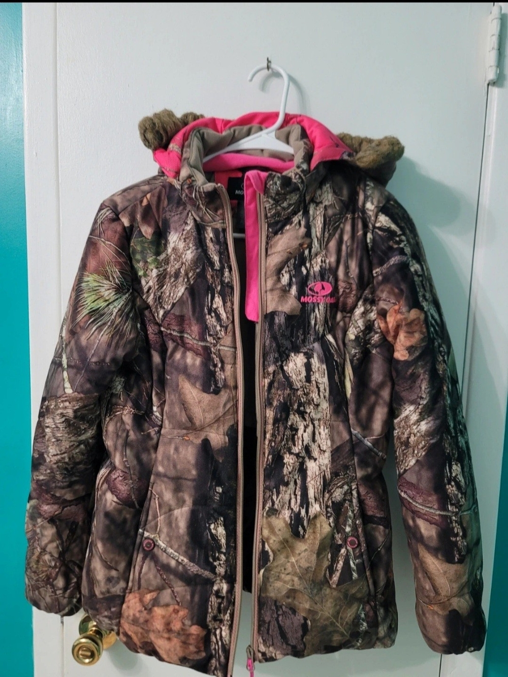 Mossy Oak Kids' Camo Puffer Jacket with Pink Trim